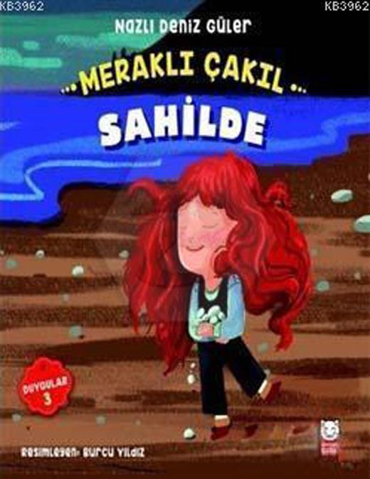 Meraklı Çakıl Sahilde